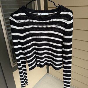 Zara Black & White Striped Long Sleeve Shirt – Classic Fit